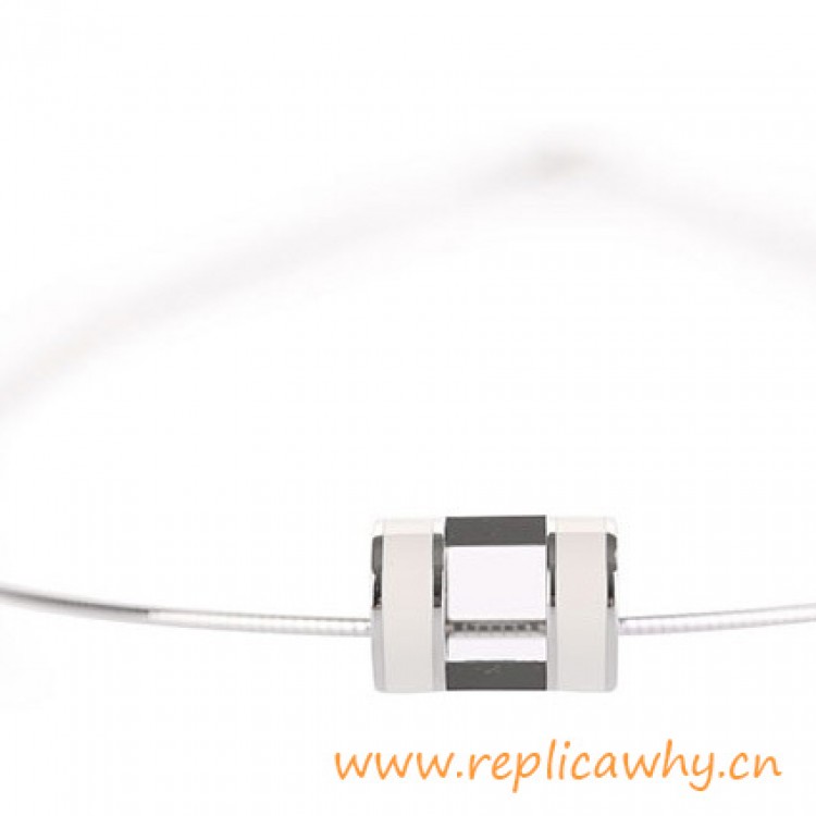 POP H NECKLACE  PENDANT SILVER HARDWARE main image 1